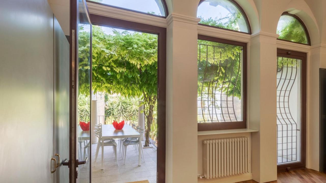 Ferienwohnung Palazzo Acquaviva - Il Giardino Sospeso Lecce Exterior foto